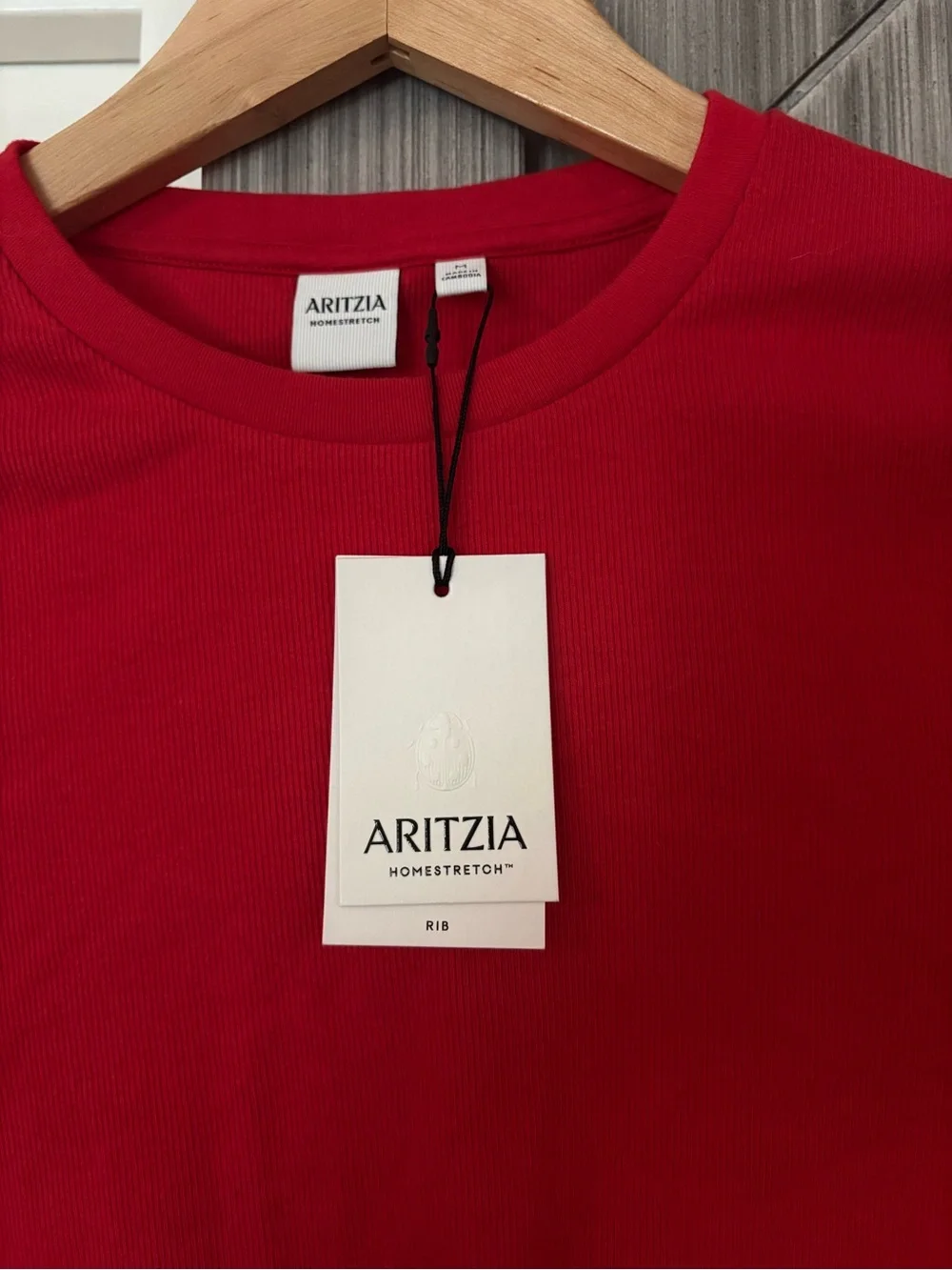 NWT Aritzia HomeStretch Rib Crew Waist Longsleeve Flashing Red Size Medium